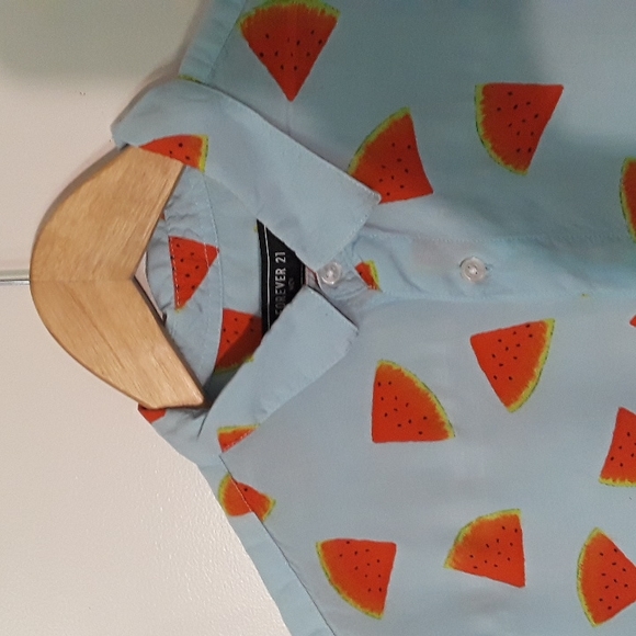Forever 21 Mens Watermelon Print Button up summery T shirt - Picture 3 of 8
